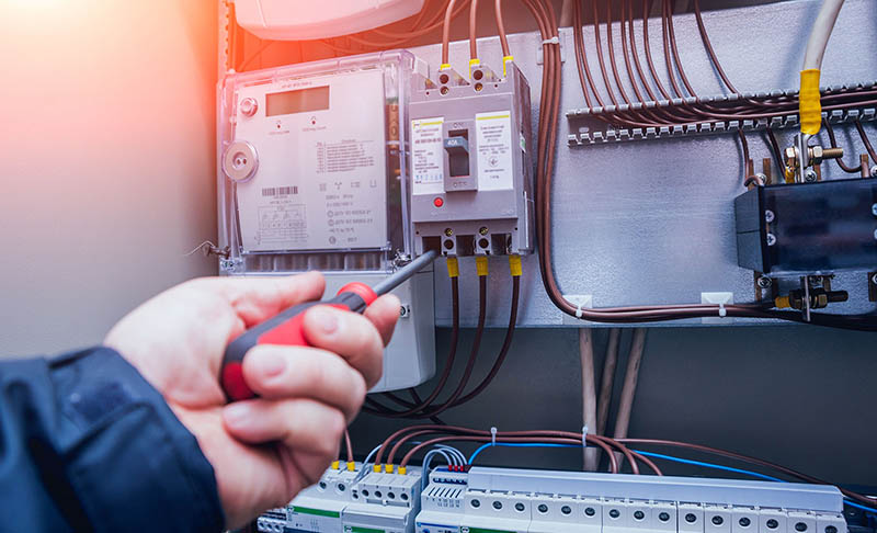 Électricien à Langon